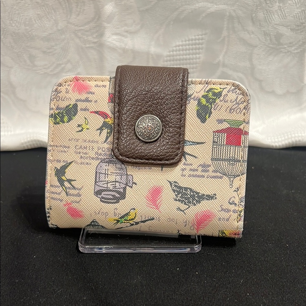 Women's  Beige & Brown Relic Birds & Bird Cage Print Bifold Wallet